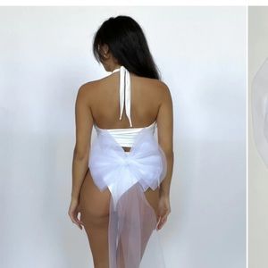 437 THE BRIDAL BOTTOMS. Size small.